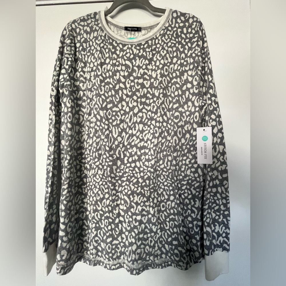 Pink Clover NWT long sleeve leopard print top
